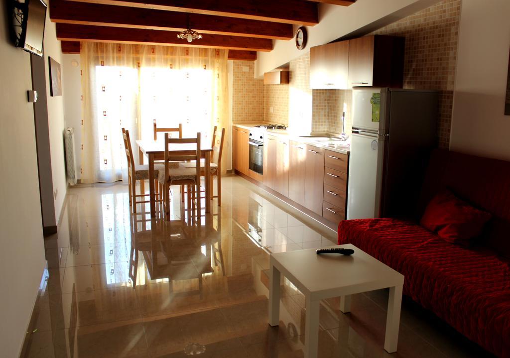 Residence Ideal Алкамо Экстерьер фото